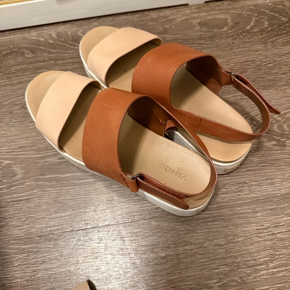 Vince Women's Cream and Brown Sandals